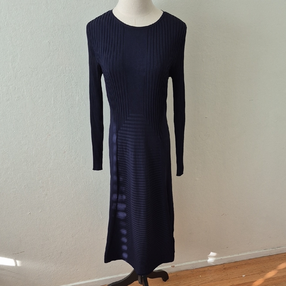 H &M Elegant Navy Long Sleeve Ribbed Dress With Subtle Ribbed Design Sz S